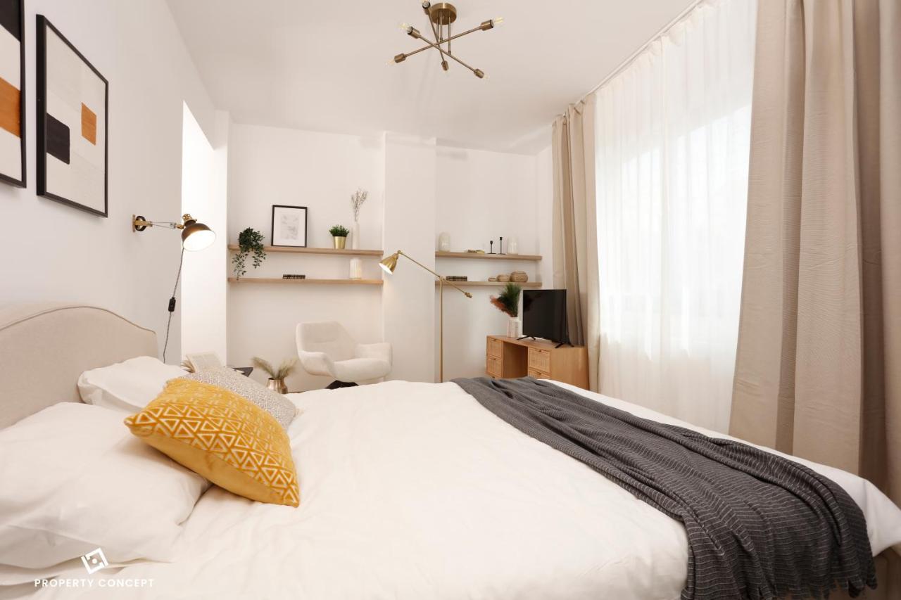 Chic Concept Studio Bukarest Exteriör bild